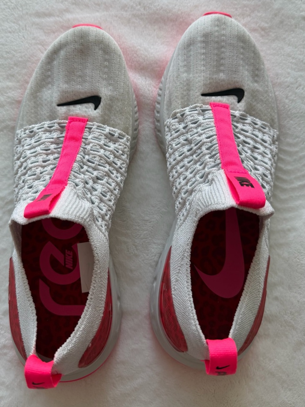 Nike React Phantom Run Flyknit 2- BRAND NEW